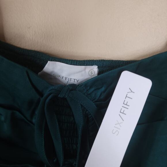 Six Fifty The Ruby Satin Blouse in Emerald Green Size S - Picture 11 of 12
